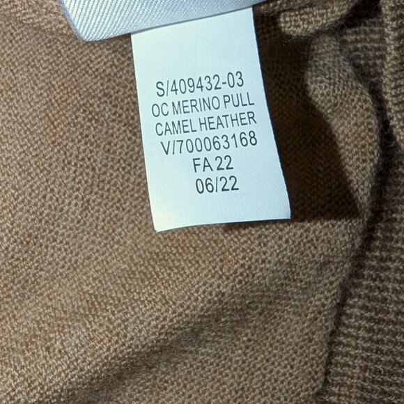 GAP | 100% Merino Wool Lightweight Crewneck Sweater in Camel Tan | Size	Small - Picture 10 of 12